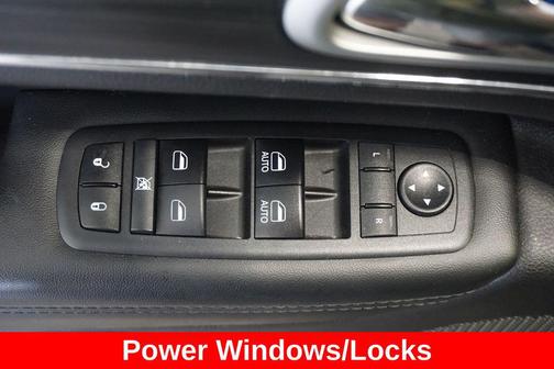 Diamond Black Crystal Pearlcoat 2019 Jeep Grand Cherokee Limited