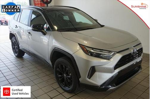2022 Toyota RAV4 Hybrid SE