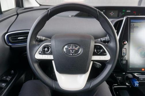 2018 Toyota Prius Four Touring