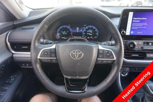 Midnight Black Metallic 2024 Toyota Grand Highlander Platinum