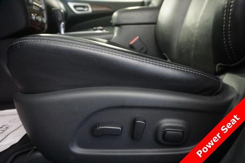 2019 Nissan Pathfinder Platinum