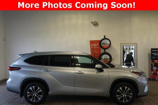 2021 Toyota Highlander Hybrid XLE