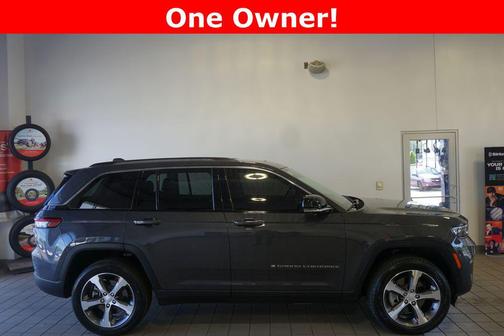 Baltic Gray Metallic Clearcoat 2023 Jeep Grand Cherokee 4xe Base