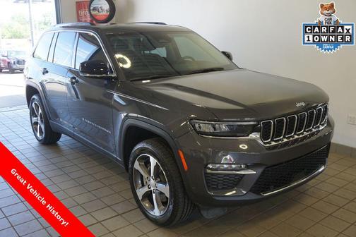 Baltic Gray Metallic Clearcoat 2023 Jeep Grand Cherokee 4xe Base