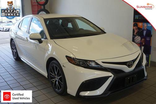 Ice Cap 2023 Toyota Camry SE