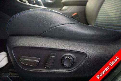 2020 Toyota RAV4 Hybrid SE