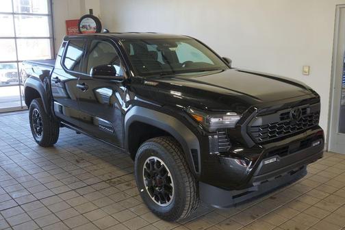 2026 Toyota Tacoma Hybrid TRD Off Road