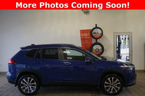 2023 Toyota Corolla Cross XLE