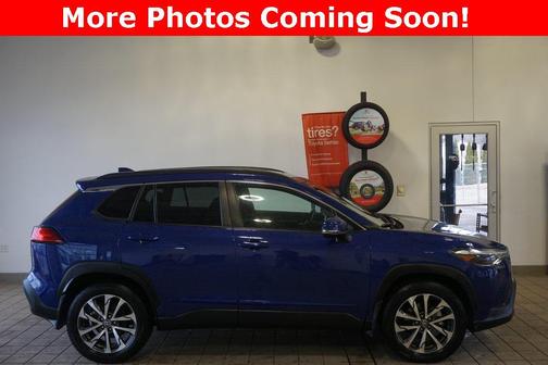 2023 Toyota Corolla Cross XLE