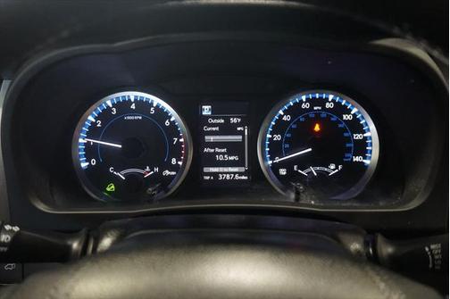 Midnight Black Metallic 2018 Toyota Highlander LE Plus