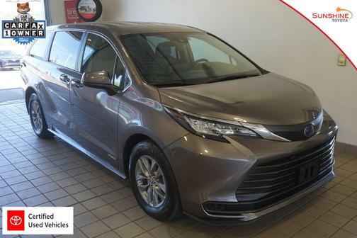 Predawn Gray Mica 2021 Toyota Sienna LE