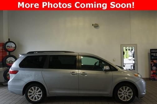 2015 Toyota Sienna LE