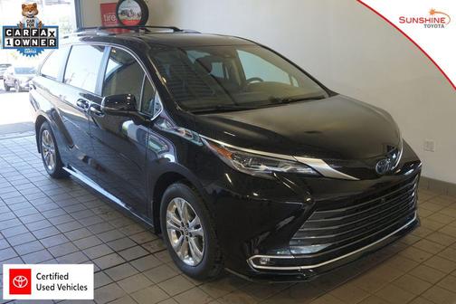 Midnight Black Metallic 2024 Toyota Sienna Platinum