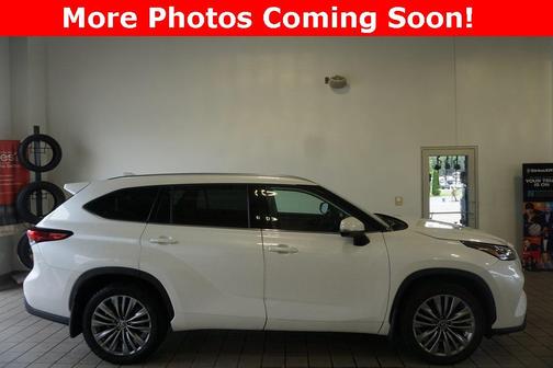 2021 Toyota Highlander Platinum