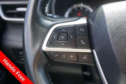 Magnetic Gray Metallic 2024 Toyota Highlander LE