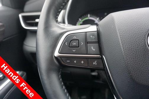 2021 Toyota Highlander Hybrid Platinum