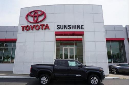 2025 Toyota Tacoma SR5