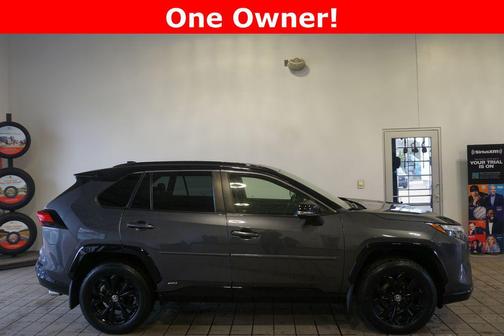 Magnetic Gray Metallic/Midnight Black Metallic 2022 Toyota RAV4 Hybrid SE