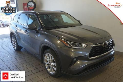 Magnetic Gray Metallic 2025 Toyota Highlander Limited