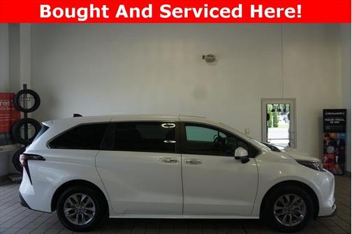 2024 Toyota Sienna XLE 7 Passenger
