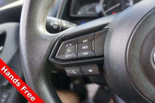 2019 Toyota Yaris Sedan LE