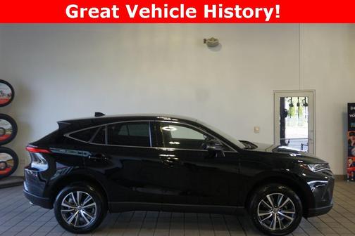 2022 Toyota Venza LE