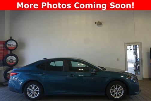 Ocean 2025 Toyota Camry LE