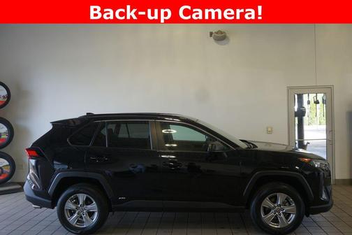 Midnight Black Metallic 2022 Toyota RAV4 Hybrid LE