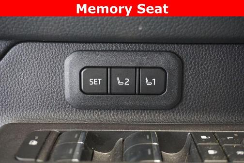 Pearl 2025 Toyota Land Cruiser Base