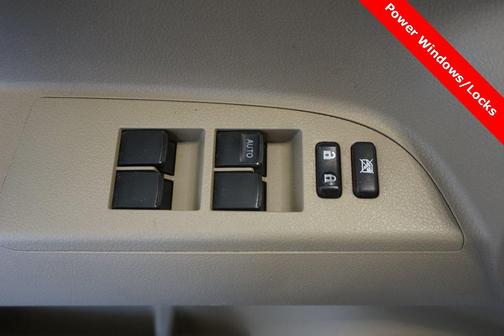 2013 Toyota Highlander Base