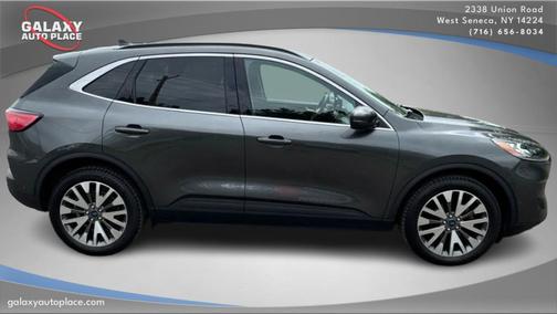 2020 Ford Escape Titanium