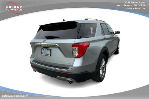 Iconic Silver Metallic 2023 Ford Explorer Limited