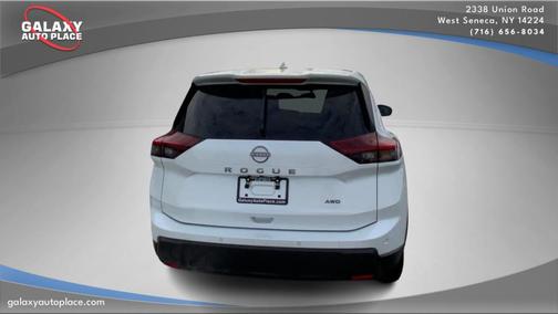 2025 Nissan Rogue SV