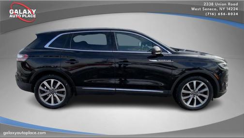 2019 Lincoln Nautilus Select