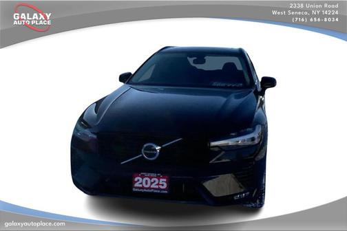 2025 Volvo XC60 B5 Core