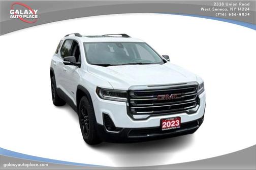 Summit White 2023 GMC Acadia AT4