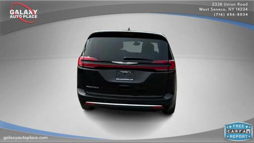 2023 Chrysler Pacifica Touring-L