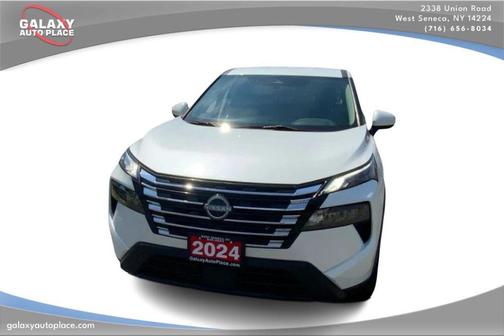 Pearl 2024 Nissan Rogue SV
