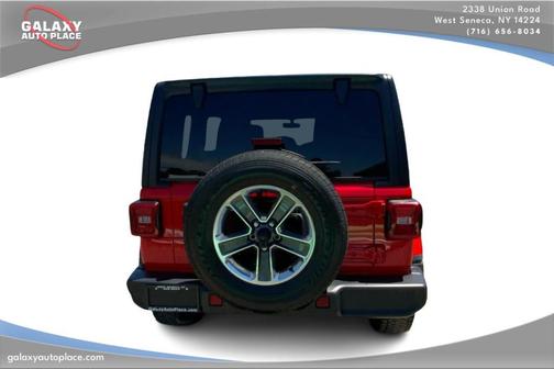 Firecracker Red Clearcoat 2018 Jeep Wrangler Unlimited Sahara