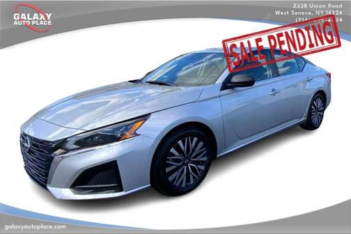 Brilliant Silver Metallic 2024 Nissan Altima 2.5 SV