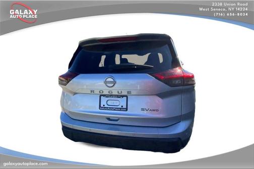 Brilliant Silver Metallic 2024 Nissan Rogue SV