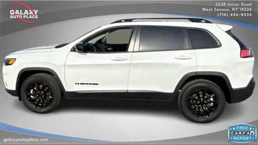 2023 Jeep Cherokee Altitude Lux