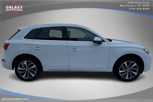 2024 Audi Q5 45 S line quattro Premium