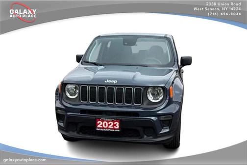 Slate Blue Pearlcoat 2023 Jeep Renegade Latitude