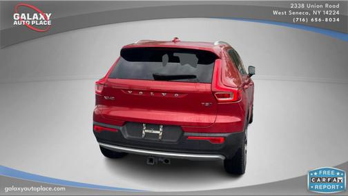 2019 Volvo XC40 T5 Momentum
