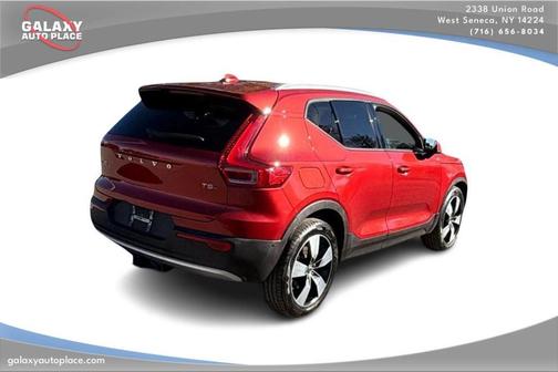 2019 Volvo XC40 T5 Momentum