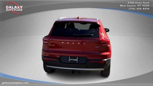 2019 Volvo XC40 T5 Momentum