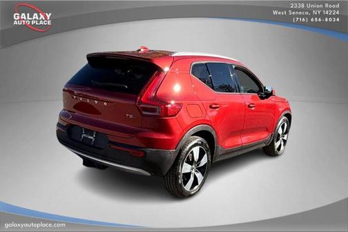 2019 Volvo XC40 T5 Momentum