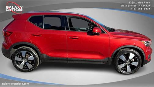 2019 Volvo XC40 T5 Momentum