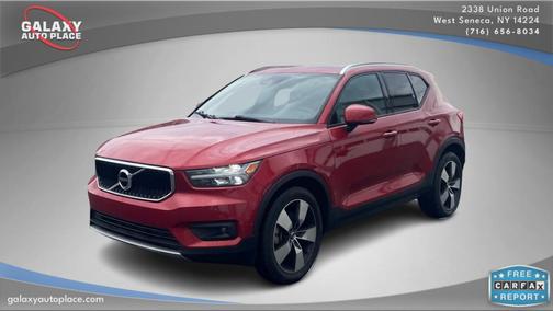 2019 Volvo XC40 T5 Momentum